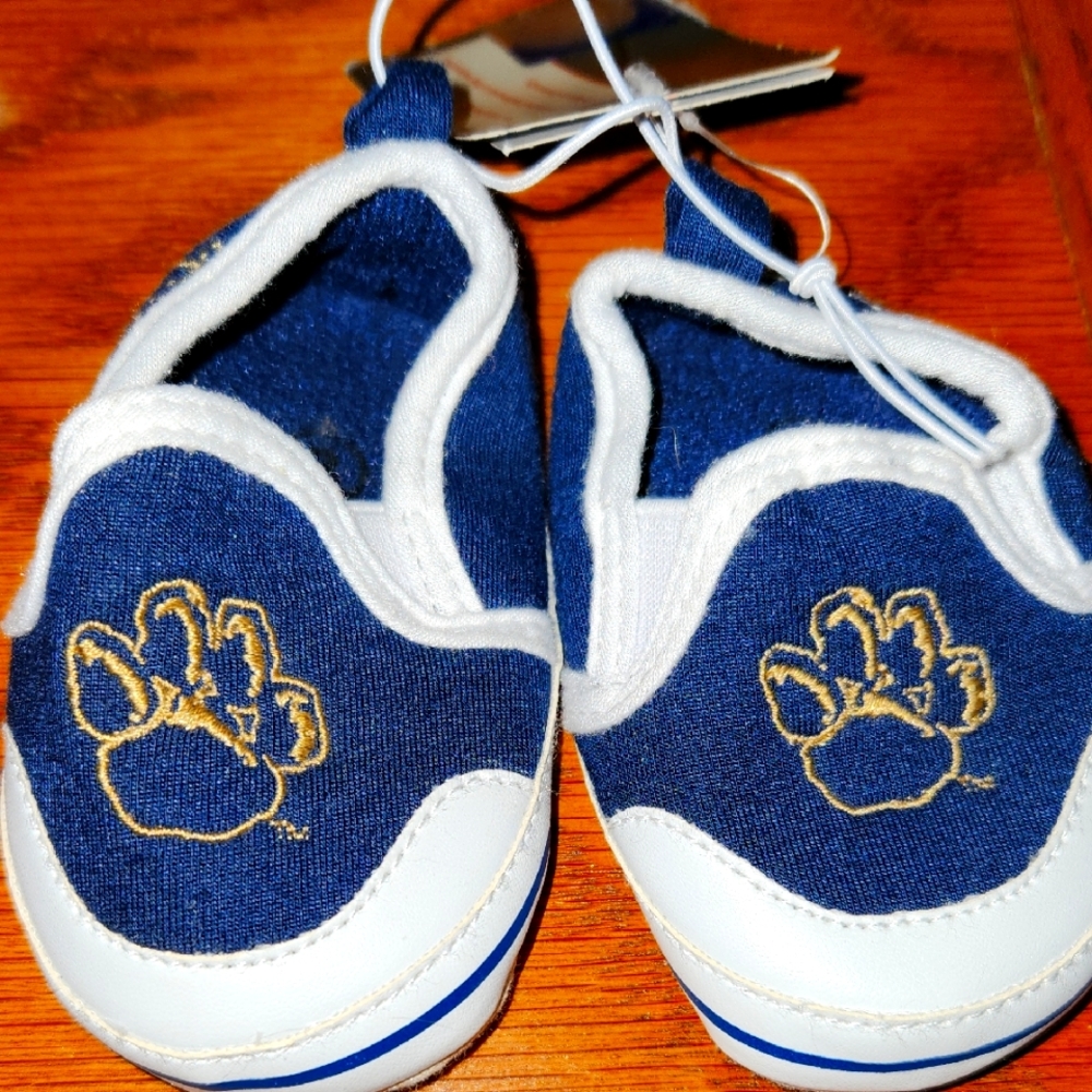 NWT Blue and White Baby Shoes university of Pittsburgh. Size 6-9 Months